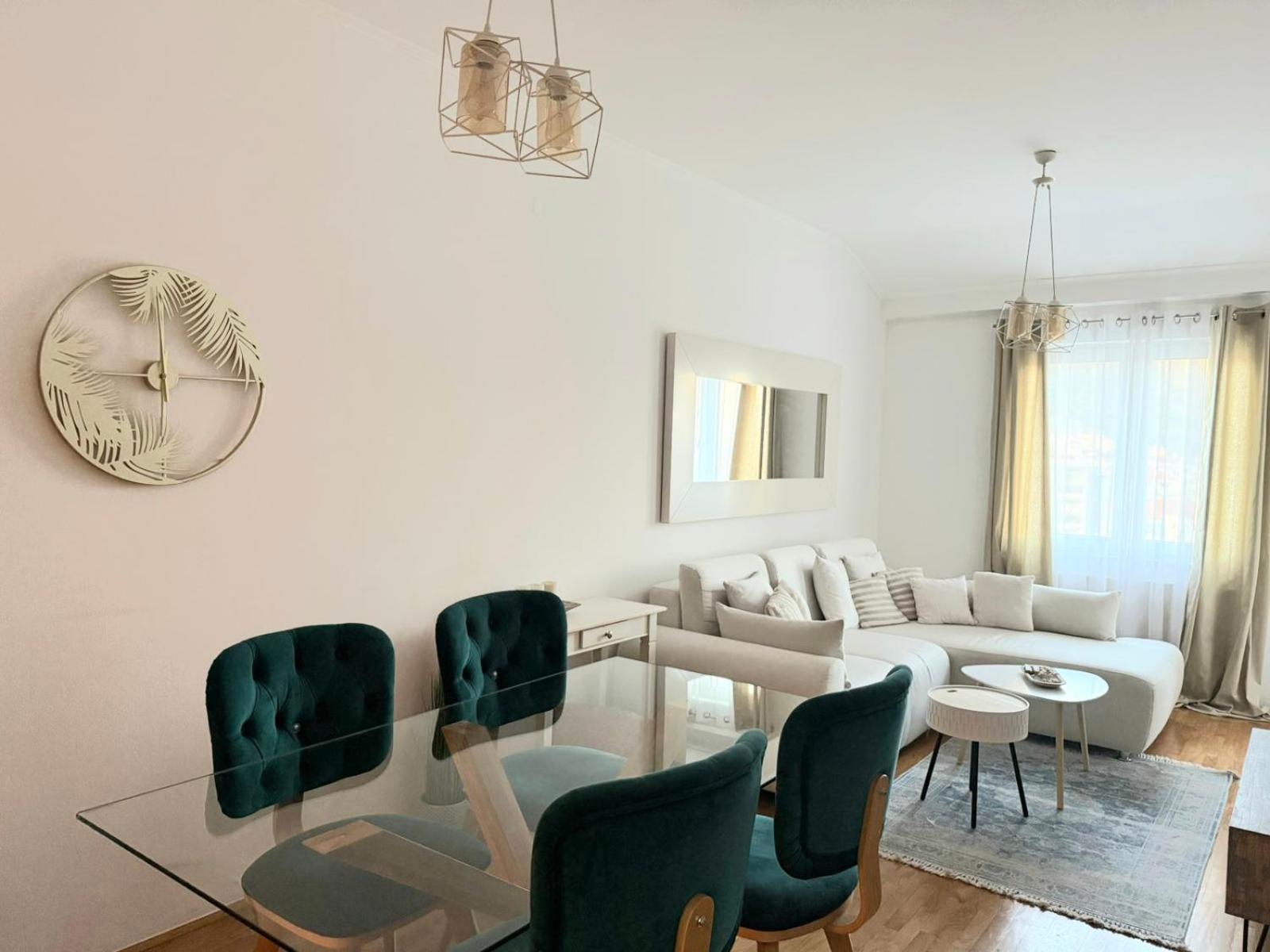 בודווה Agua Mare Apartment מראה חיצוני תמונה